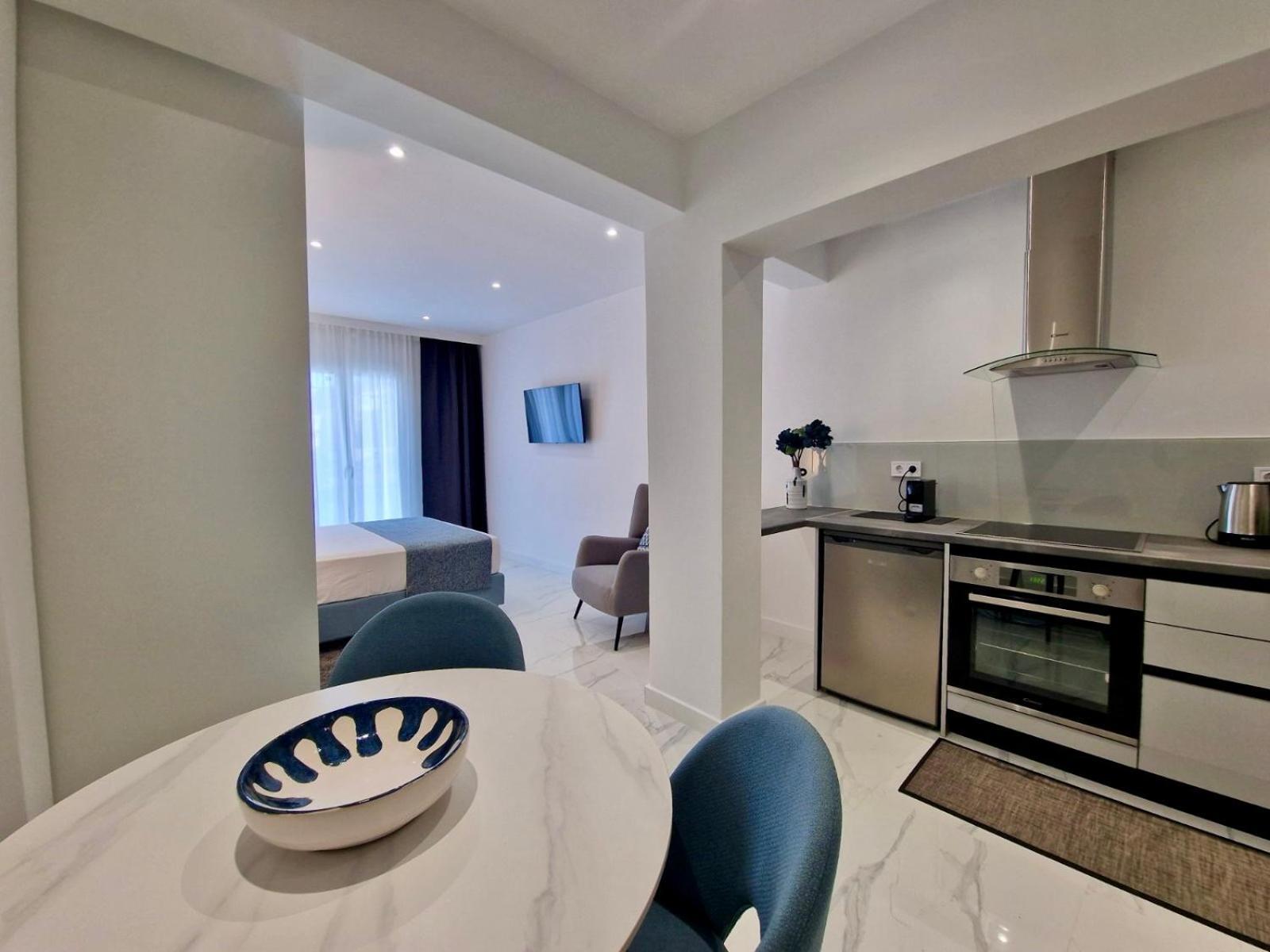Kassiopi Piazza Suites Luaran gambar